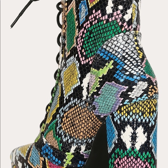 LILIANA NWOT boots sz 7 - Picture 4 of 6